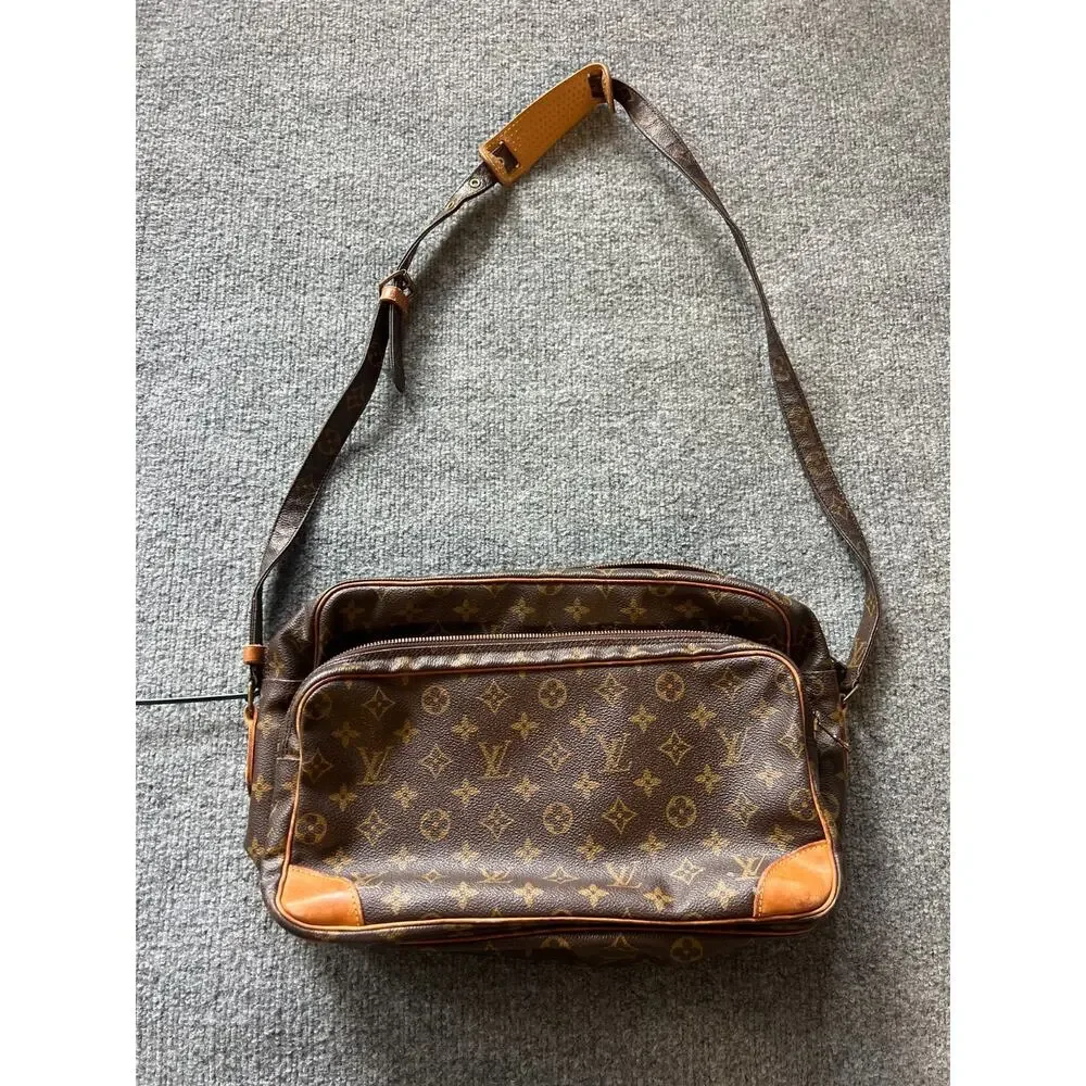 VTG Louis Vuitton Monogram Womens Brown Trocadero Celebrity Worn Shoulder Bag